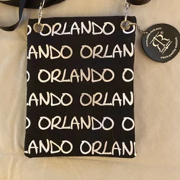 Robin Ruth Small Crossbody Bag - Picture 4 of 4